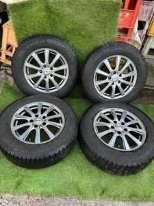 215/65R16 TOYO スタッドレスタイヤ　アルミホイール4本セット　アルファード　残り溝8mm