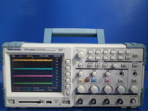 Tektronix TPS2024 OSCILLOSCOPE 200MHz、2GS/s