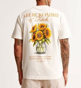 2024aw　US限定！　日本未発売　Abercrombie & Fitch Classic Polished Graphic Logo Tee　LAから本物をお届け!! 