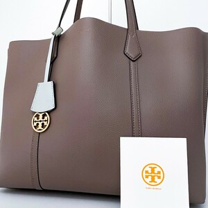 1円〜■未使用級■Tory Burch トリーバーチ チャーム ロゴ トートバッグ ビジネス 大容量 A4可 レディース メンズ レザー グレージュ