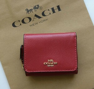 【新品】coach コーチ 三つ折り財布　レッド　ワイン