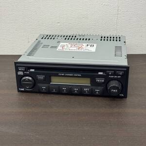 送料680円～ ジャンク動作未確認 NISSAN CDデッキ RM-V52SAF 純正 日産 カーオーディオ 製造番号WD3GA20218