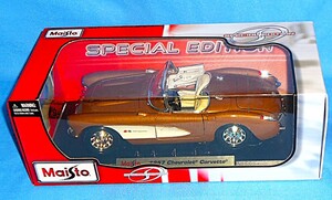 AR92/Maisto マイスト 1957 Chevrolet Corvette 1/18 シボレーコルベットミニカー