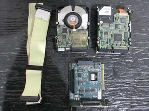 T【Y6-73】【60サイズ】▲Apple 純正 PCI ATTO Express WIDE SCSIカード HDD×2 ケーブル セット/ジャンク扱い/※傷・汚れ有