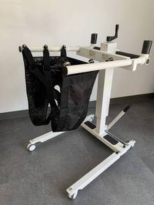 介護用品　移乗機　手動リフト　シート付　Lainaruier Liftsystem