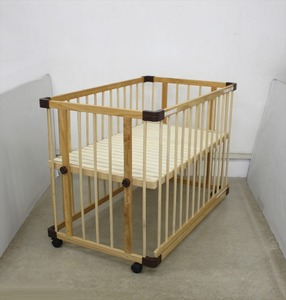 送料無料 ファルスカ ベッドサイドベッド ナチュラル 寝台サイズ120×70cm ベビーベッド 新生児OK クリーニング済み