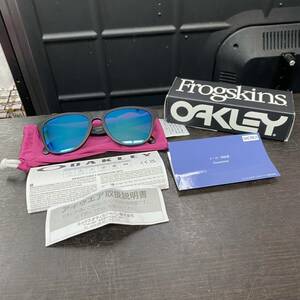 XX165 美品 サングラス オークリー OAKLEY Frogskins マットブラック OO9245-6154 BARR Froskins サングラス