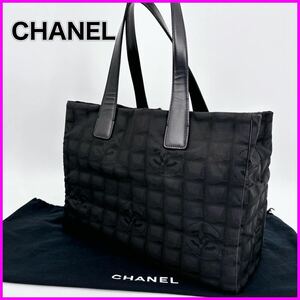 CHANEL シャネル　ニュートラベルライン　ココマーク　トートバッグ　ブラック　ゴールド金具　ユニセックス 