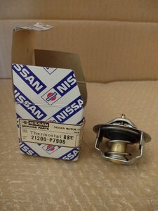 日産純正サーモスタット　88℃　新品未使用品　品番21200-P7906