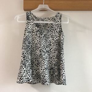 【中古】GU ジーユー　ノースリーブ　ブラウス　SIZE S