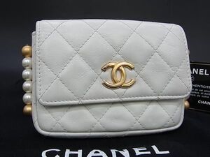 CHANEL シャネル ココマーク マトラッセ レザー パール マルチケース 化粧ポーチ 小物入れ レディース アイボリー系 FB3068