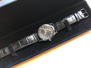 使用感薄い美品 箱付 レア aramis アラミス ブラック×ローズゴールド系 純正レザーベルト 2016 LIMITED クオーツ メンズ 腕時計
