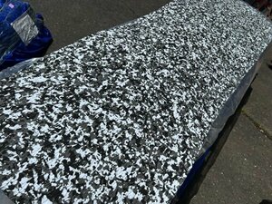 水を吸わないEVAマット ハーフサイズ・110cm x 70cm 厚手のプレーンタイプ /カラーはホワイトカモ