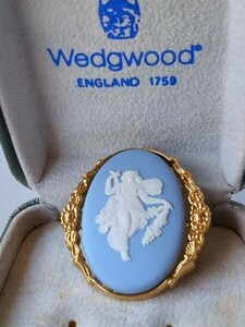 Wedgwood ウェッジウッド　イギリス製　ブルージャスパー カメオブローチ、ペンダントトップ　ケース付き発送