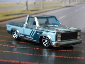 即決☆☆ルース 1983 CHEVY SILVERADO ZAMAC シェビィ シルバラード メタルシャーシ ザマック ホットウィール Hot Wheels　☆