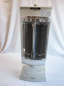 ダイキン ERFT11RS セラムヒート 遠赤外線暖房機 電気ストーブ 暖房器具 DAIKIN CERAMHEAT あったか 暖かい タイマー(1120)