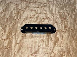 ★新品 Single-Coil Pick Up Cover Black 52mm(10.4mm) Stratocaster Strat ストラトキャスター ストラト 用 ピックアップ カバー ブラック