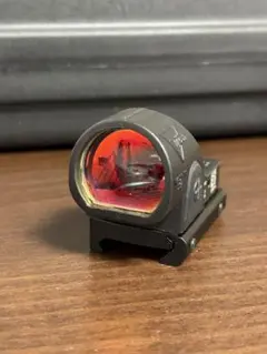 Trijicon ドットサイト