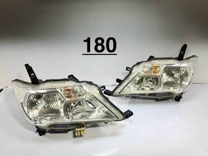 美しい **日産 セレナ　HC26　後期　ヘッドライト　左右　キセノン　HID　コイト　100-23097　ウィンカーブルー　