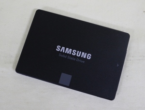 中古品 Samsung SSD 500GB 860 EVO V-NAND搭載 2.5インチ 内蔵型 日本サムスン MZ-76E500