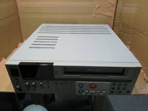 ◆SONY SVO-5800　業務用　S-VHS デッキ　レコーダー　ソニー　動作未確認　ジャンク J-6835