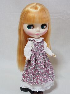 ハンドメイド*ブライス/リカちゃんサイズお洋服セット人形/アウトフィット/衣装/ドレス/ワンピース/花柄エプロン/ドール服/リアルクローズ