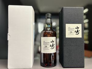 『国産ウイスキー　福岡県内発送のみ』SUNTORY 山崎 25年 700ml 43% ウイスキー 箱付き 未開栓　★福岡県限定発送　法人全国発送