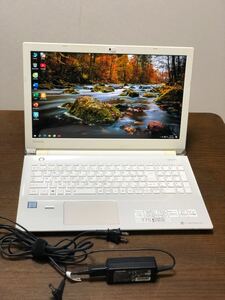 Toshiba Dynabook T75/DW Corei7-75 00U/HDD/SSD240GB/メモリ：8GB アダプター付け/OS できました。