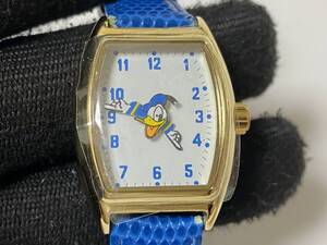 Disney ディズニー ドナルドダック Donald Duck デザイン 革ベルト レディースサイズ 腕時計 展示未使用品