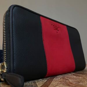 1円　美品　 PRADA プラダ　 ラウンドファスナー　 長財布　 レザー　 男女　 サフィアーノレザー　 財布　 男女　レッド　ブラック