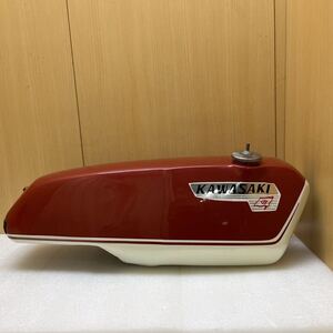 RE0275 当時物 カワサキオートバイ Kawasaki A1R 部品 タンク 専門ではないので 詳細不明 現状品