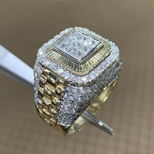 新品　18ｋgpゴールド ダイヤモンドｃｚ カレッジリング指輪 15.3グラム 選べるサイズ 上質 質感 高級感 格安 男女兼用 メンズレディース☆