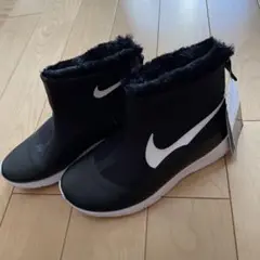 NIKE タンジュン　ファー付きブーツ