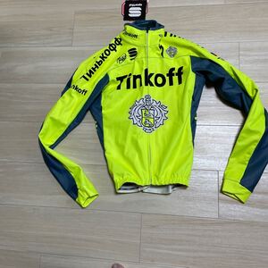 未使用　プロ　チーム　Tinkoff ウィンター　ジャケット　Wind stopper採用　サイズM イタリア製