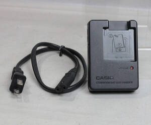 122620 【美品 カシオ】 CASIO デジカメバッテリーチャージャー BC-60L for NP-60