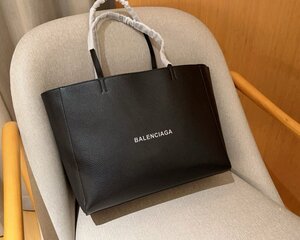 Balenciaga　バレンシアガ　トートバッグ　肩掛け　ハンドバッグ　レディースバッグ　カジュアル　ブラック　1000円～