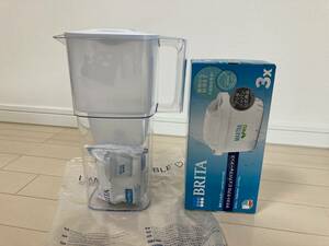 ブリタ BRITA 浄水器 ポット型 リクエリ マクストラプロカートリッジ4個付き 新品未使用　送料無料