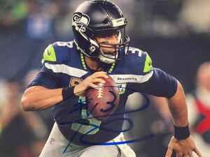 ラッセル・ウイルソン直筆サイン入り超大型写真…Russell Wilson…