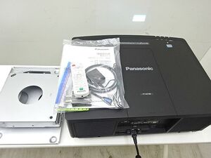 Panasonic パナソニック 液晶プロジェクター PT-MZ780JB 天吊り金具付き