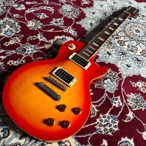 逸品　Epiphone Les Paul Classic Plain Top