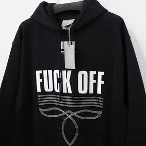 新品 定価154000円 ヴェトモン VTMNTS FUCK OFF 刺繍 フーディー 黒 ブラック メンズ M L VETEMENTS スウェット パーカー デムナヴァザリア