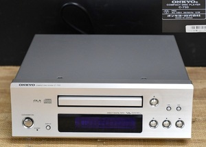 NY7-197【ジャンク品】ONKYO　CDプレイヤー　C-733　2005年製　オンキョー　オーディオ機器　通電のみ確認済　中古品　保管品