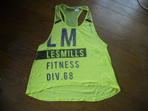 ☆Reebok LESMILLS 黄色トップス☆