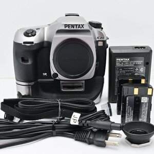 シャッター回数『810』ペンタックス　PENTAX　K20D チタンカラープレミアムキット