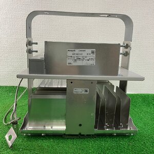 【現状品】『11-691』Panasnic NYM20213LR2 パナソニック 天井直付型 昼白色 高天井用 中角タイプ 2500形 LED照明器具 23年製