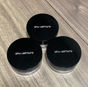 shu uemura シュウウエムラ lightbulb glowing face powder ライトバルブ グローイング フェイスパウダー カラレス テスター 2gx3個 廃番品