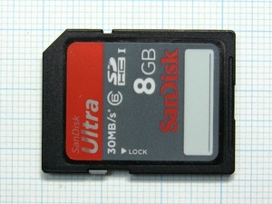 ★SanDisk ＳＤＨＣ メモリーカード ８ＧＢ 中古★送料８５円・１８５円