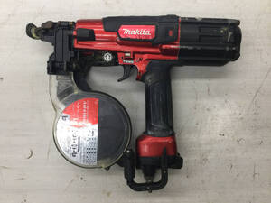 【中古品 現状販売】 makita(マキタ) 41㎜高圧エアビス打ち機 赤 AR411HR IT96V69LFOBK