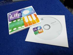 CD009 Apple iLife Version11　2010年　フランス語で書かれているので詳細がわかりませんでした 盤面キレイです ディスク1枚と説明書です 