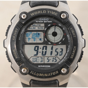 CASIO　カシオ　デジタル　ワールドタイム　メンズ腕時計　AE-2100W　中古品